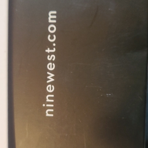 Nine West Women's Trulove2 Pump, White Satin, Size 5.5 M - Picture 9 of 10